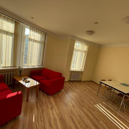 Mr Jo'S Hostel Каунас Екстериор снимка